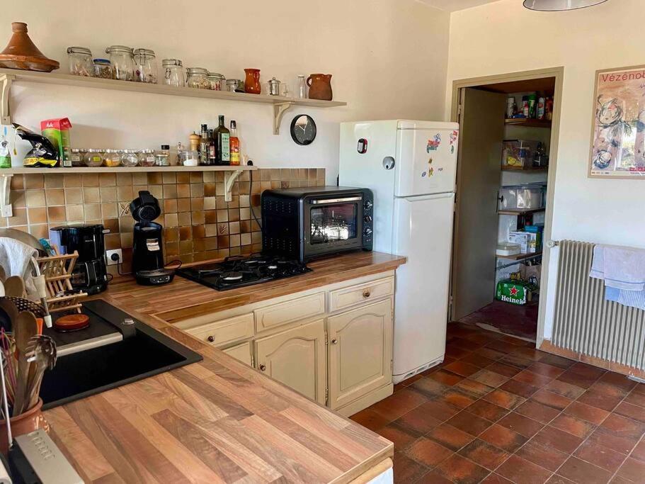Vezenobres La Maison Du Prieure מראה חיצוני תמונה