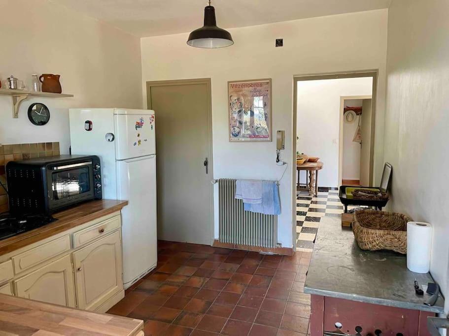 Vezenobres La Maison Du Prieure מראה חיצוני תמונה