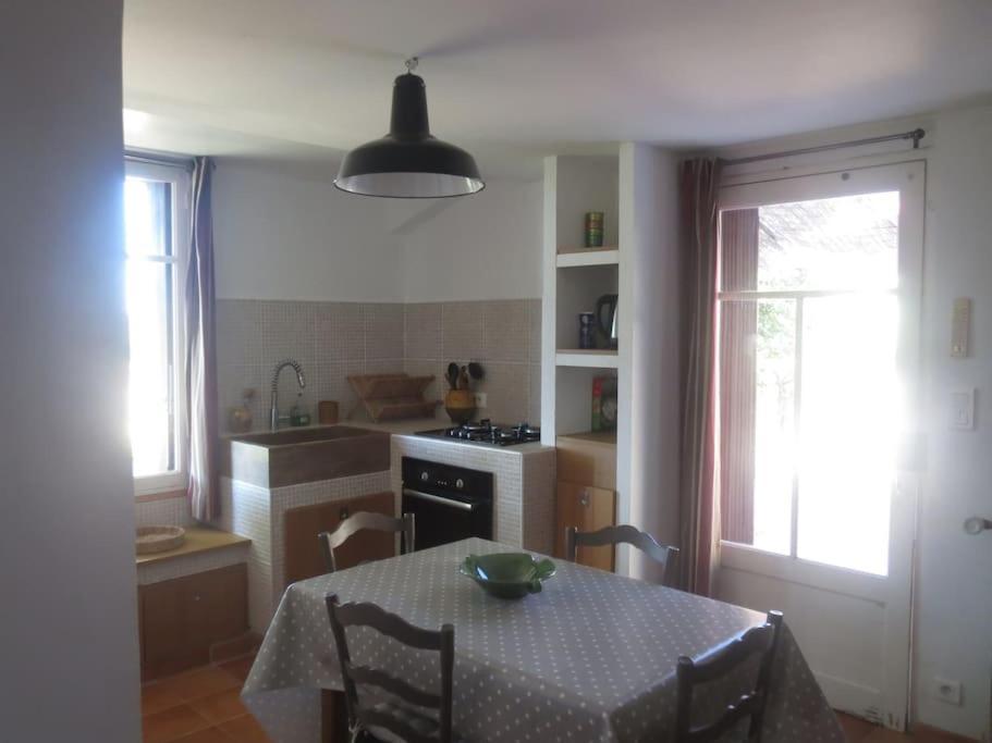 Vezenobres La Maison Du Prieure מראה חיצוני תמונה