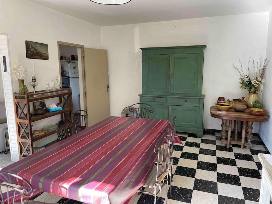 Vezenobres La Maison Du Prieure מראה חיצוני תמונה